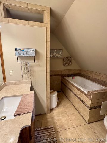 26650 S 520, Park Hill, OK 74451