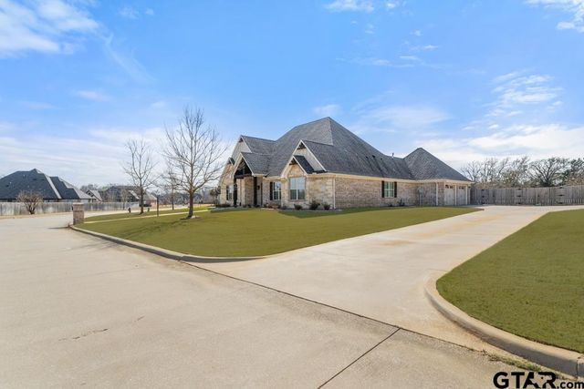 20246 Deer Hollow Dr, Bullard, TX 75757