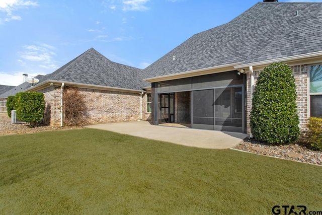 20246 Deer Hollow Dr, Bullard, TX 75757