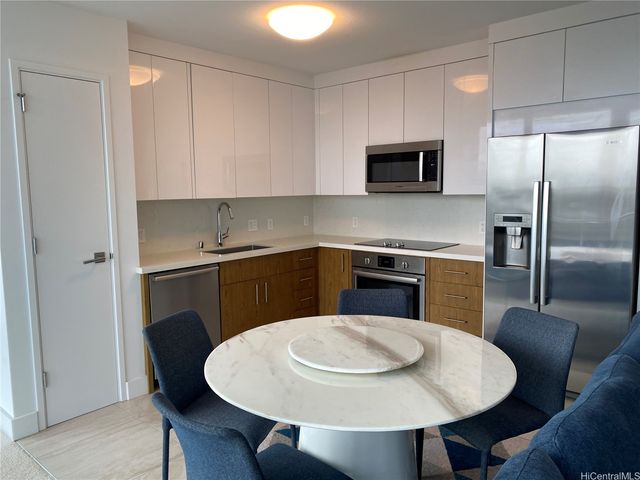 629 Keeaumoku Street 2503, Honolulu, HI 96814