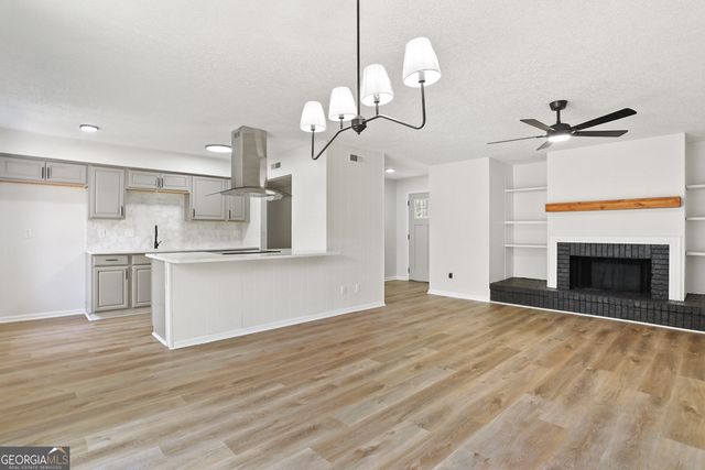 100 Community Road, Hinesville, GA 31313