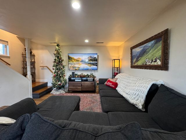 12459 Co Road 5-402, Ava, MO 65608