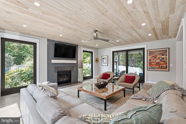 5644 BENT BRANCH RD, Bethesda, MD 20816