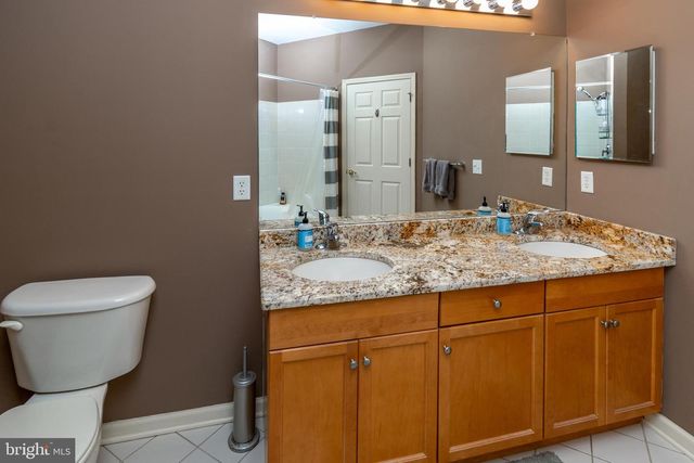 127 MASTERSON CT, Ewing, NJ 08618