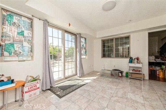 7740 Sewell, Fontana, CA 92336