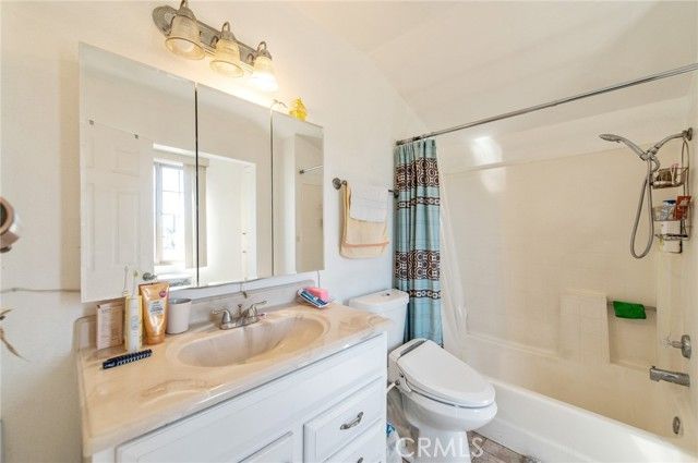 7740 Sewell, Fontana, CA 92336