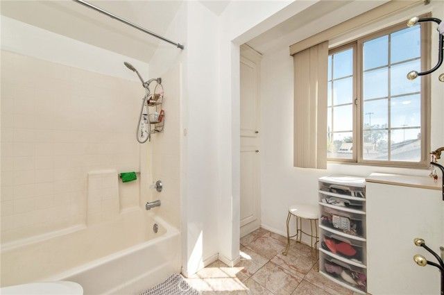 7740 Sewell, Fontana, CA 92336