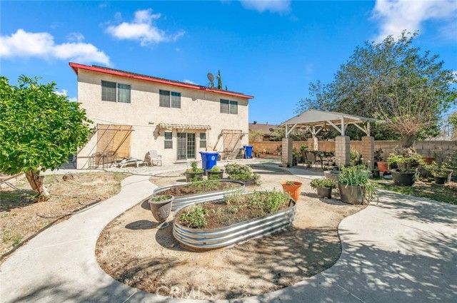 7740 Sewell, Fontana, CA 92336