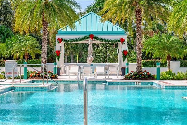 7515 Pelican Bay BLVD # 7B, Naples, FL 34108