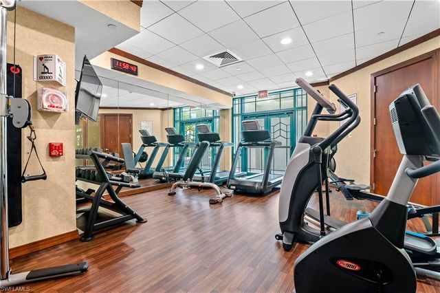 7515 Pelican Bay BLVD # 7B, Naples, FL 34108