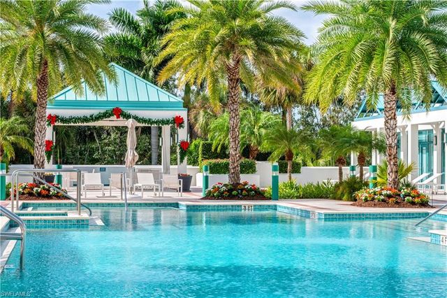 7515 Pelican Bay BLVD # 7B, Naples, FL 34108