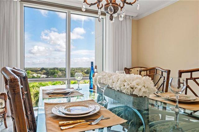 7515 Pelican Bay BLVD # 7B, Naples, FL 34108