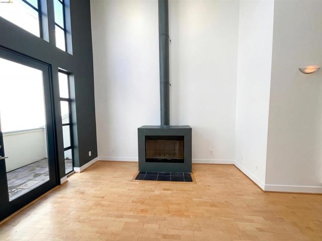 161 Gilbert St 16, San Francisco, CA 94103