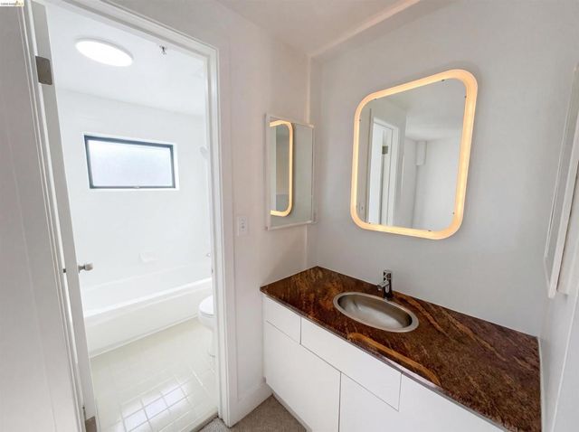 161 Gilbert St 16, San Francisco, CA 94103