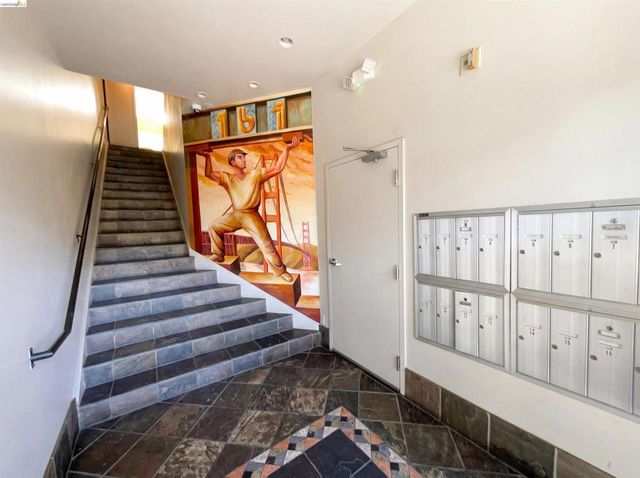 161 Gilbert St 16, San Francisco, CA 94103