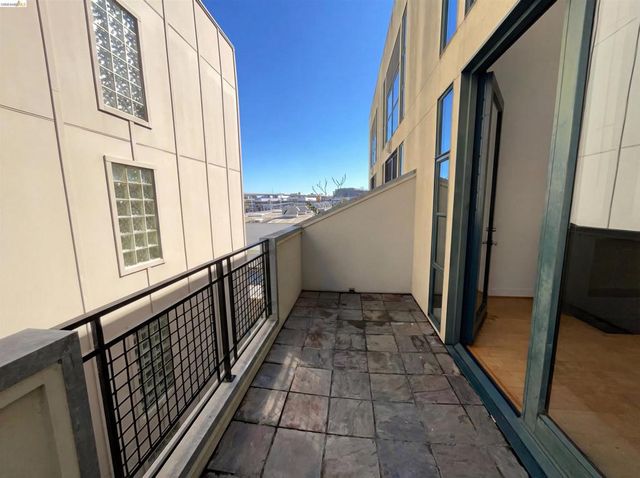 161 Gilbert St 16, San Francisco, CA 94103