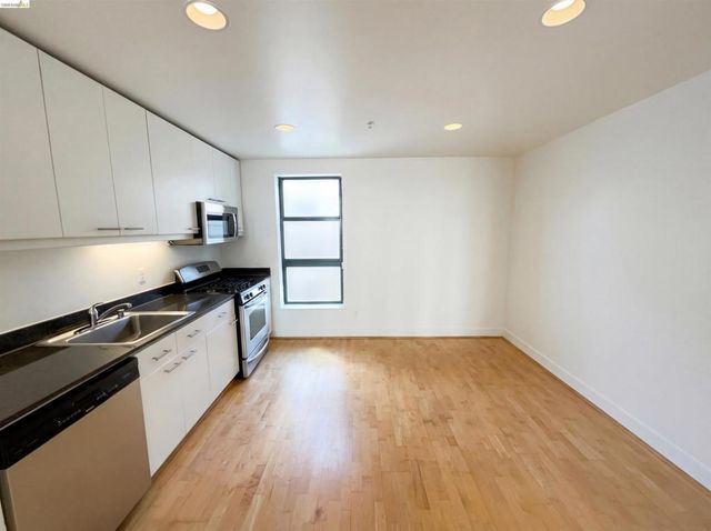 161 Gilbert St 16, San Francisco, CA 94103