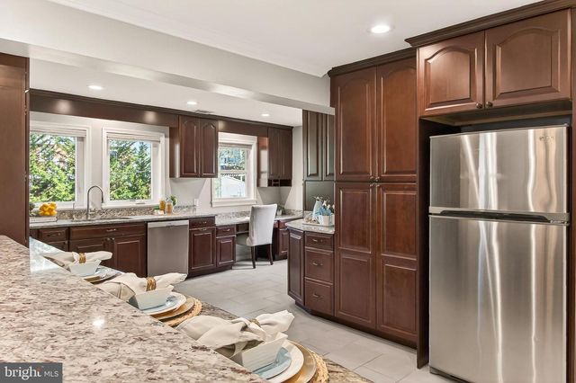 8345 ORANGE CT, Alexandria, VA 22309