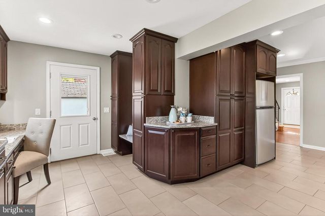 8345 ORANGE CT, Alexandria, VA 22309