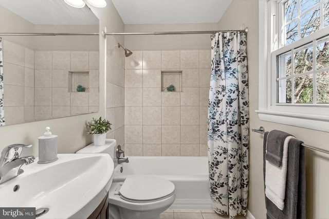 8345 ORANGE CT, Alexandria, VA 22309