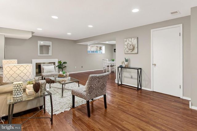 8345 ORANGE CT, Alexandria, VA 22309