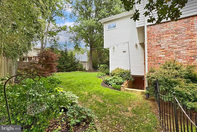 8345 ORANGE CT, Alexandria, VA 22309