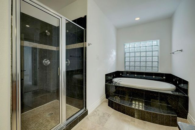 7539 Highmeadow, Houston, TX 77063