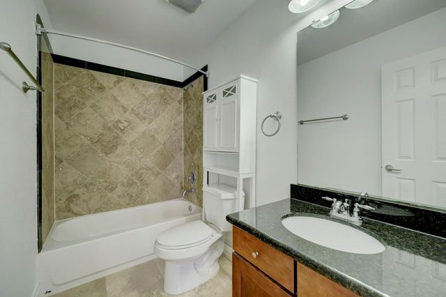 7539 Highmeadow, Houston, TX 77063