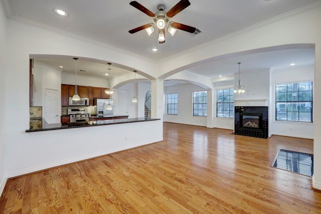 7539 Highmeadow, Houston, TX 77063