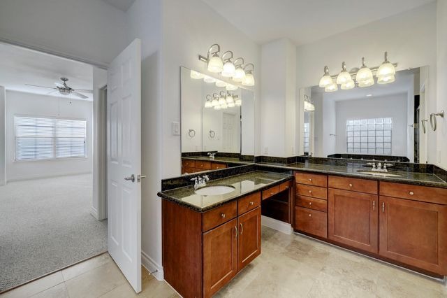 7539 Highmeadow, Houston, TX 77063