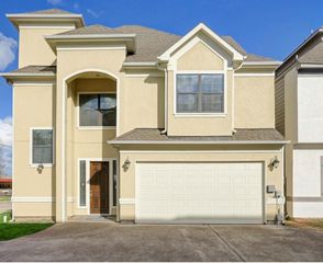 7539 Highmeadow, Houston, TX 77063