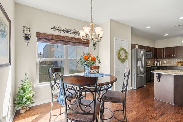 334 Lola Ln, Cottontown, TN 37048