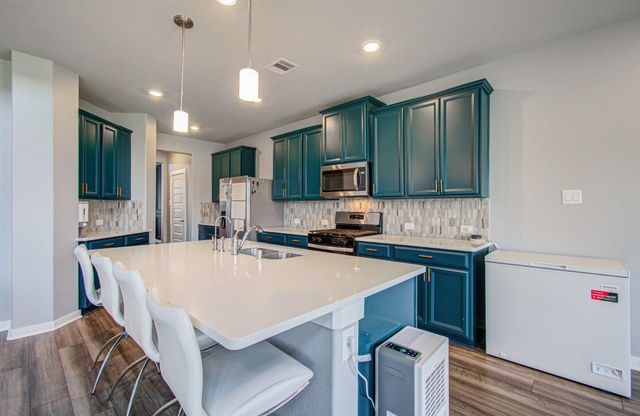 4910 Magnolia Springs Drive, Pearland, TX 77584