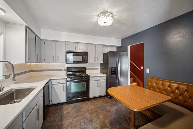 3520 SE 3rd Street, Des Moines, IA 50315