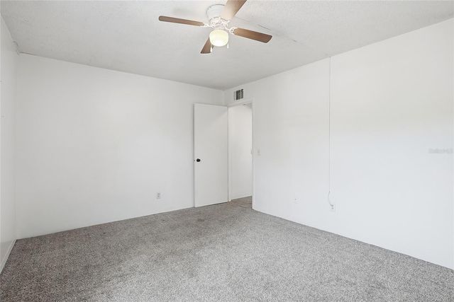 109 S LAUBER WAY B, Tampa, FL 33609
