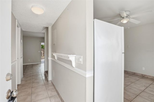 109 S LAUBER WAY B, Tampa, FL 33609