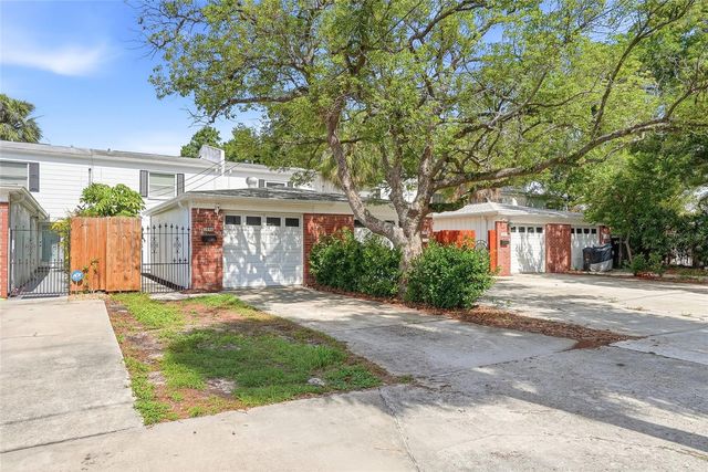 109 S LAUBER WAY B, Tampa, FL 33609