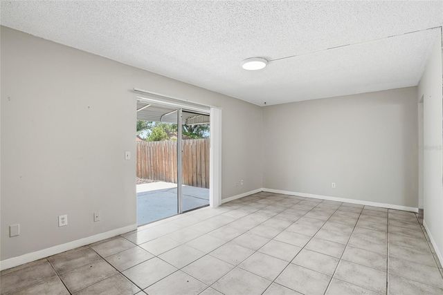 109 S LAUBER WAY B, Tampa, FL 33609