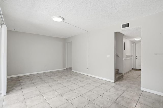 109 S LAUBER WAY B, Tampa, FL 33609