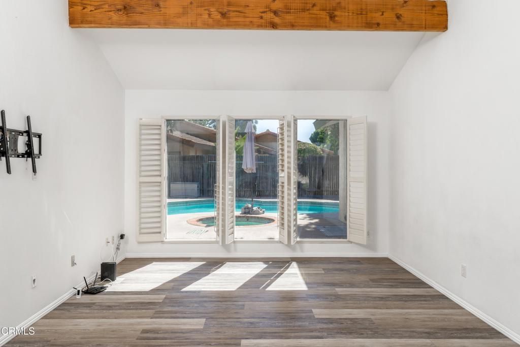 Image 3 of property listing at 2601 Barrington Street, Bakersfield, CA 93309