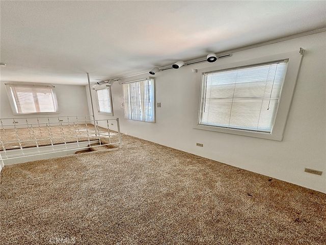 319 N Encinitas Avenue, Monrovia, CA 91016