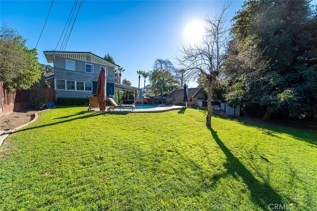 319 N Encinitas Avenue, Monrovia, CA 91016