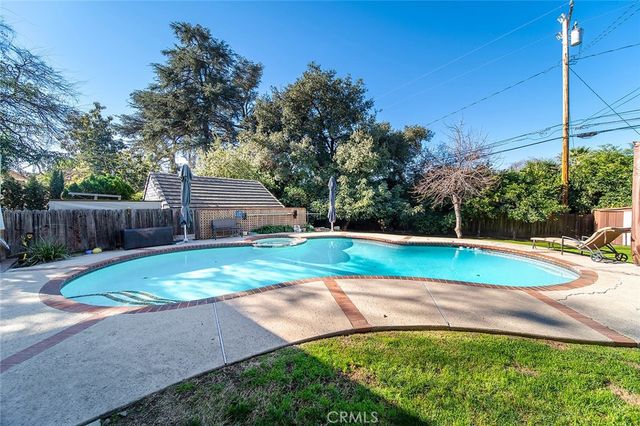 319 N Encinitas Avenue, Monrovia, CA 91016