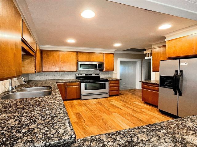 319 N Encinitas Avenue, Monrovia, CA 91016