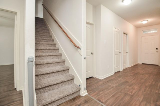 10531 Logger Pine Trail, Houston, TX 77088