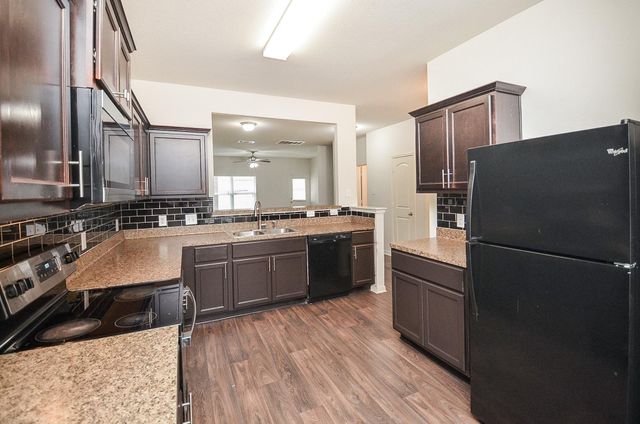 10531 Logger Pine Trail, Houston, TX 77088