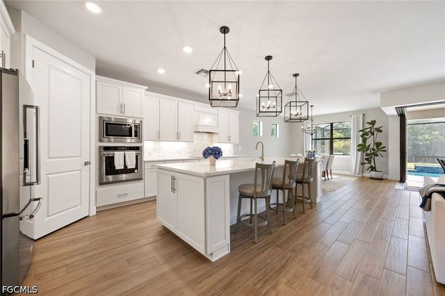 2968 Sagittaria LN, Alva, FL 33920