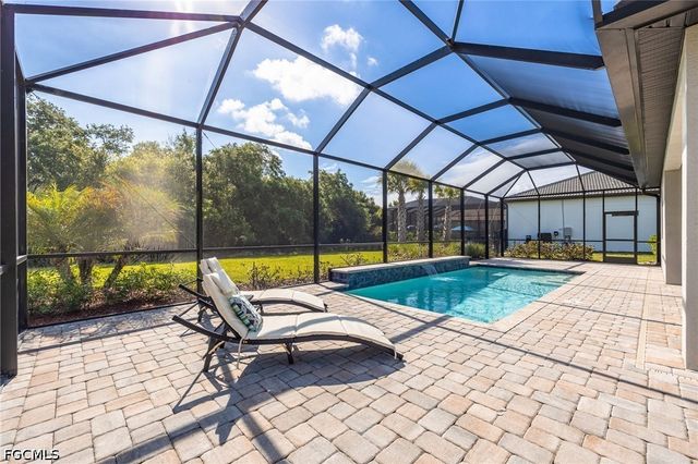 2968 Sagittaria LN, Alva, FL 33920