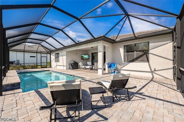 2968 Sagittaria LN, Alva, FL 33920