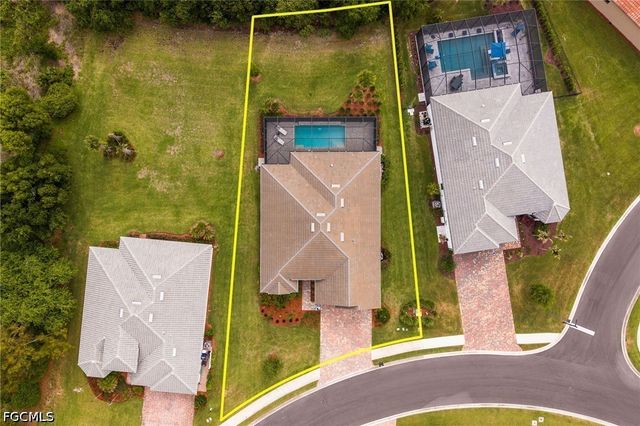 2968 Sagittaria LN, Alva, FL 33920